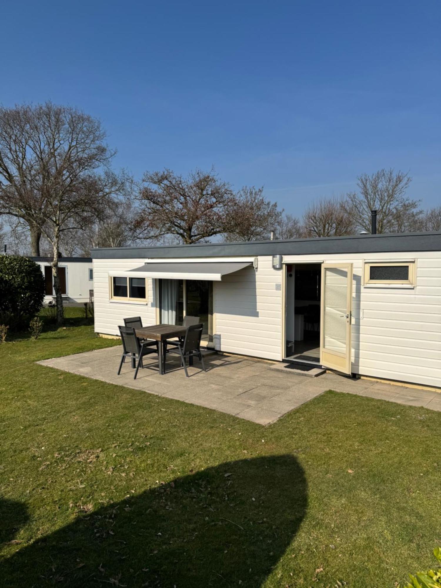 Chalets Vakantiepark Schouwenduin Burgh-Haamstede Exterior photo